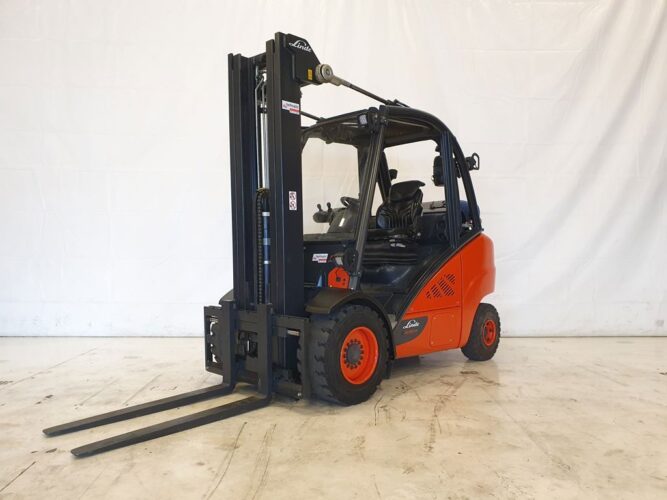 Linde H35T-02